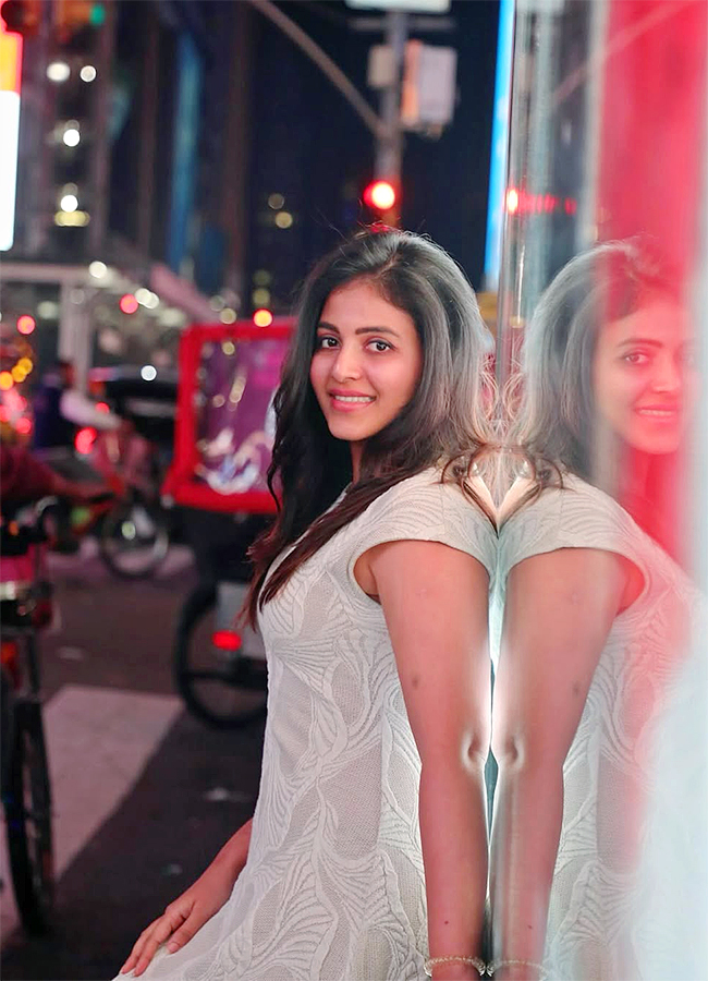 Game Changer Actress Anjali New Stills HD10