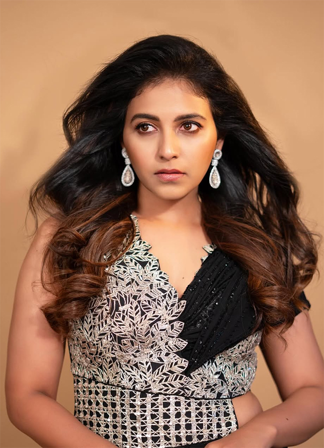 Game Changer Actress Anjali New Stills HD4