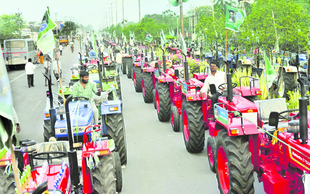 ఏటికి ఎదురీత1