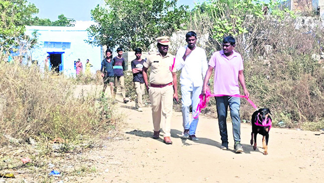 యూనియన్‌ బ్యాంకులో చోరీకి విఫలయత్నం 1