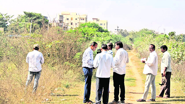 ఆలయ పునర్నిర్మాణానికి ప్లేట్‌ లోడ్‌ టెస్ట్‌3