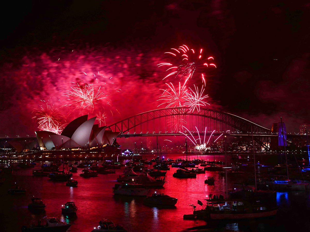 Australia, New Zealand welcome 2025 as New Years celebrations Photos11