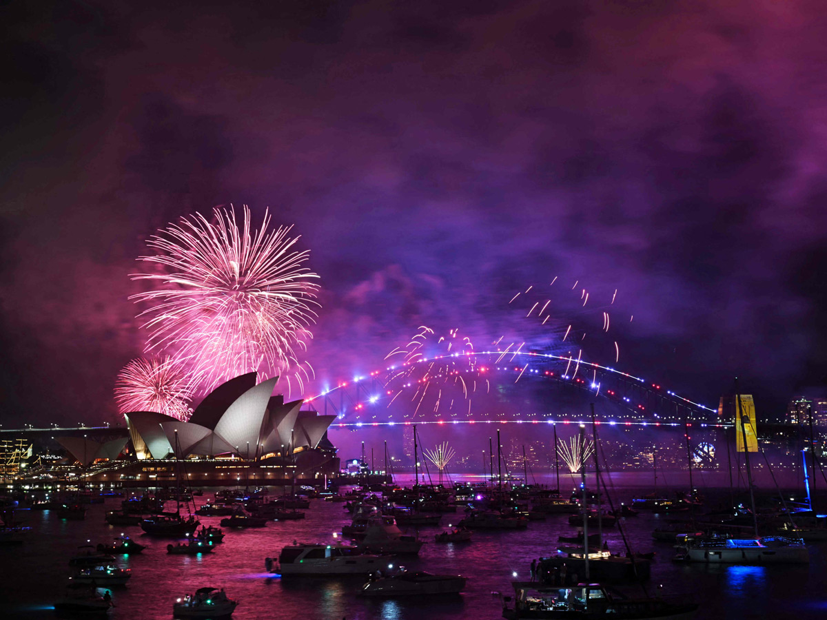 Australia, New Zealand welcome 2025 as New Years celebrations Photos13