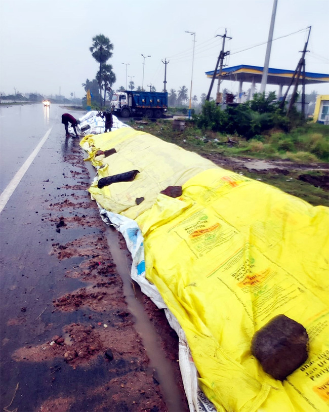 Cyclone Fengal Andhra Pradesh Photos30