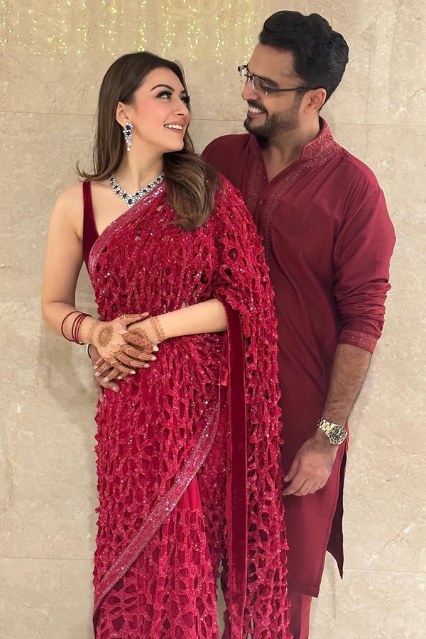 Actress Hansika Motwani Wedding Anniversary Special Photos With Husband5