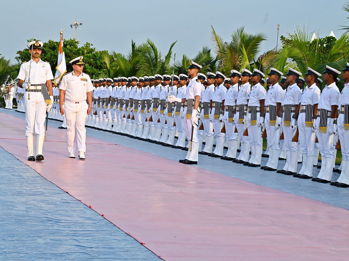 Navy Day celebrations At coast In Puri, Odisha Photos2