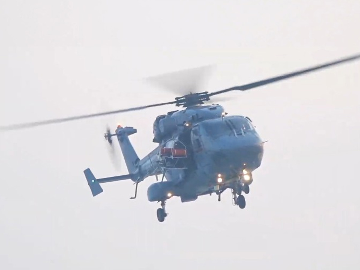 Navy Day celebrations At coast In Puri, Odisha Photos10