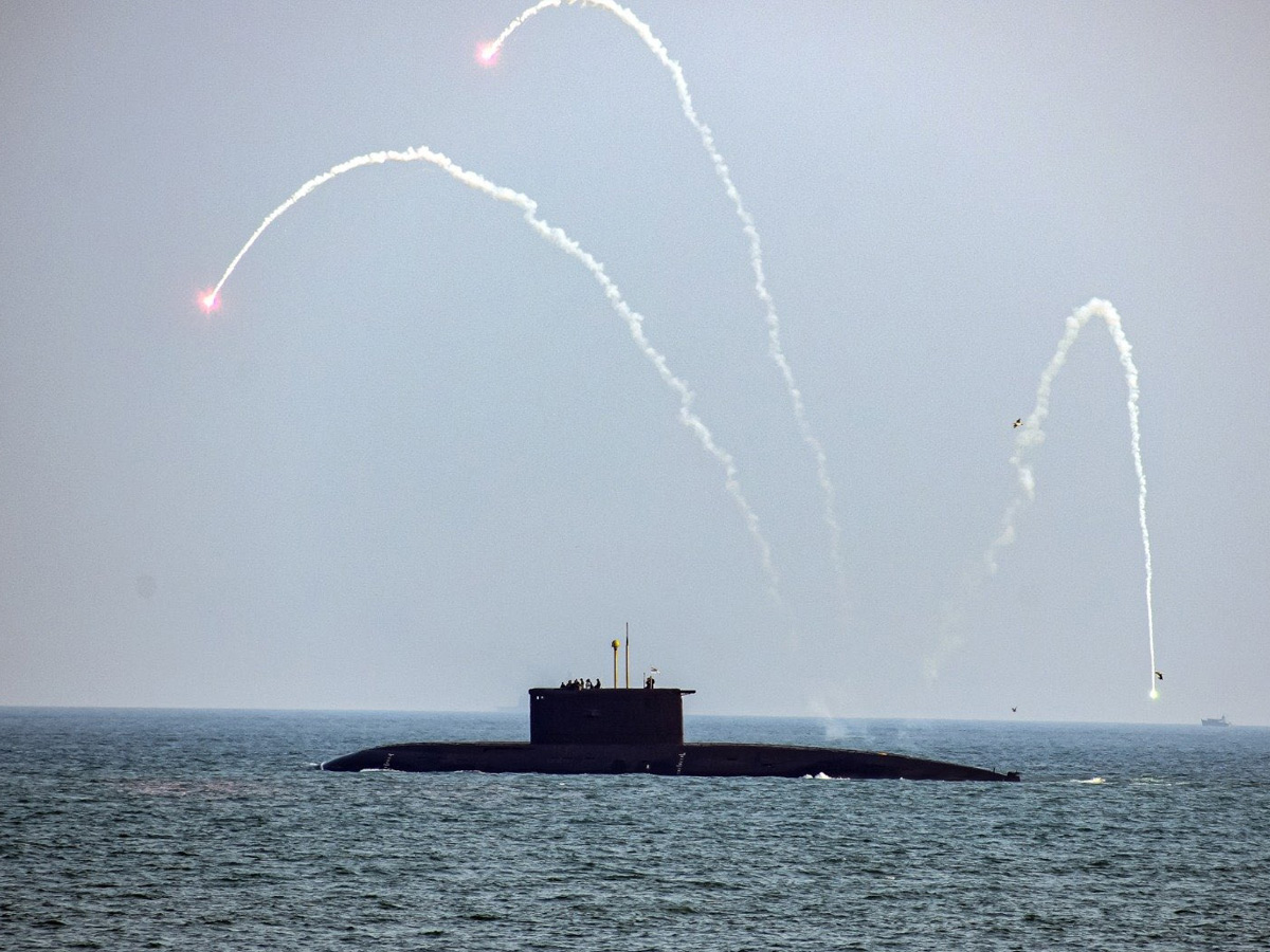 Navy Day celebrations At coast In Puri, Odisha Photos15