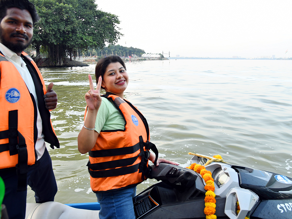 Jupally Krishna Rao Inaugurates Adventure Water Sports In Hussain Sagar5