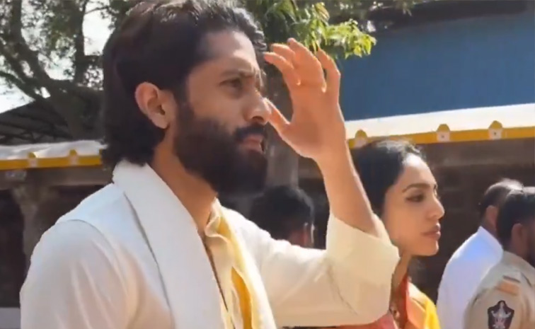 Naga Chaitanya And Sobhita Dhulipala Visit Srisailam Temple Photos Viral7