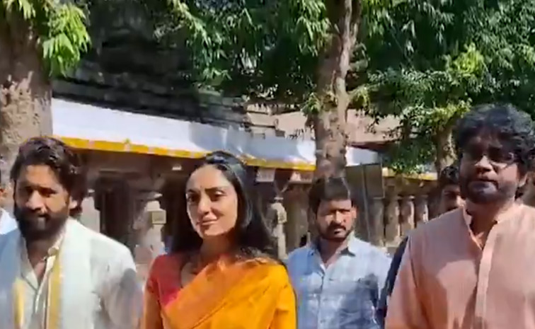 Naga Chaitanya And Sobhita Dhulipala Visit Srisailam Temple Photos Viral10