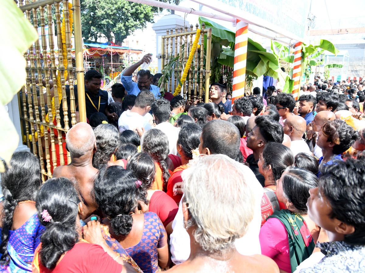 Tiruchanur Brahmotsavams grandly celebrated Panchamithirtham16