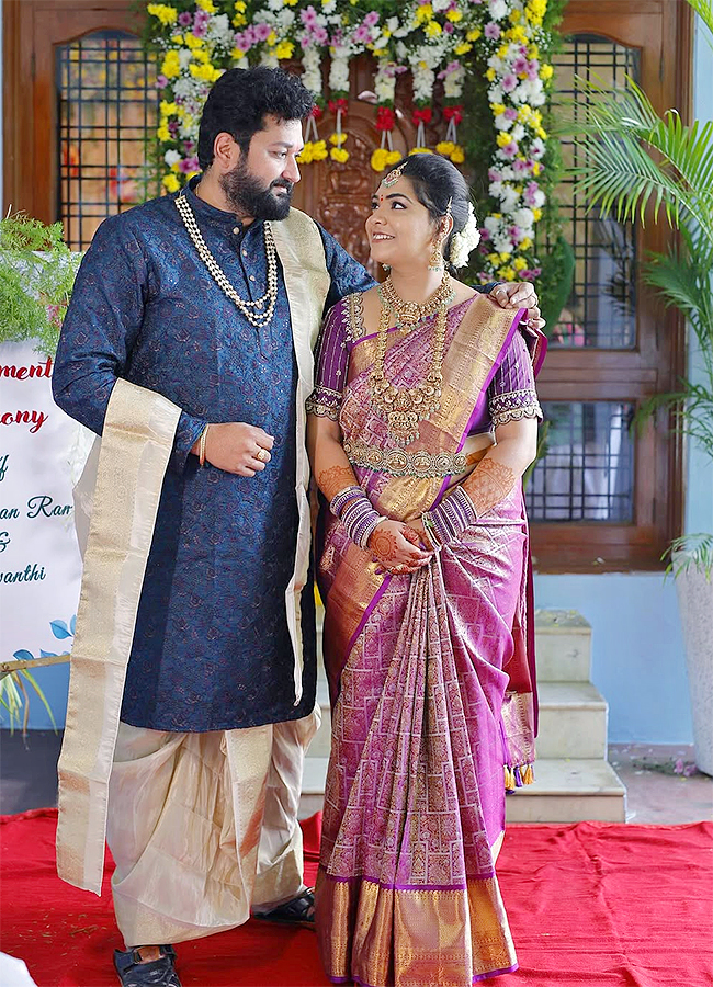 Telugu Actors Sai Kiran And Sravanthi Engaged photos goes viral14