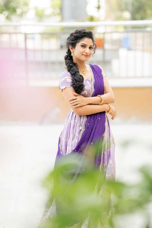 TV Actress Vishnu Priya Glamorous Photos In Purple Lehenga2