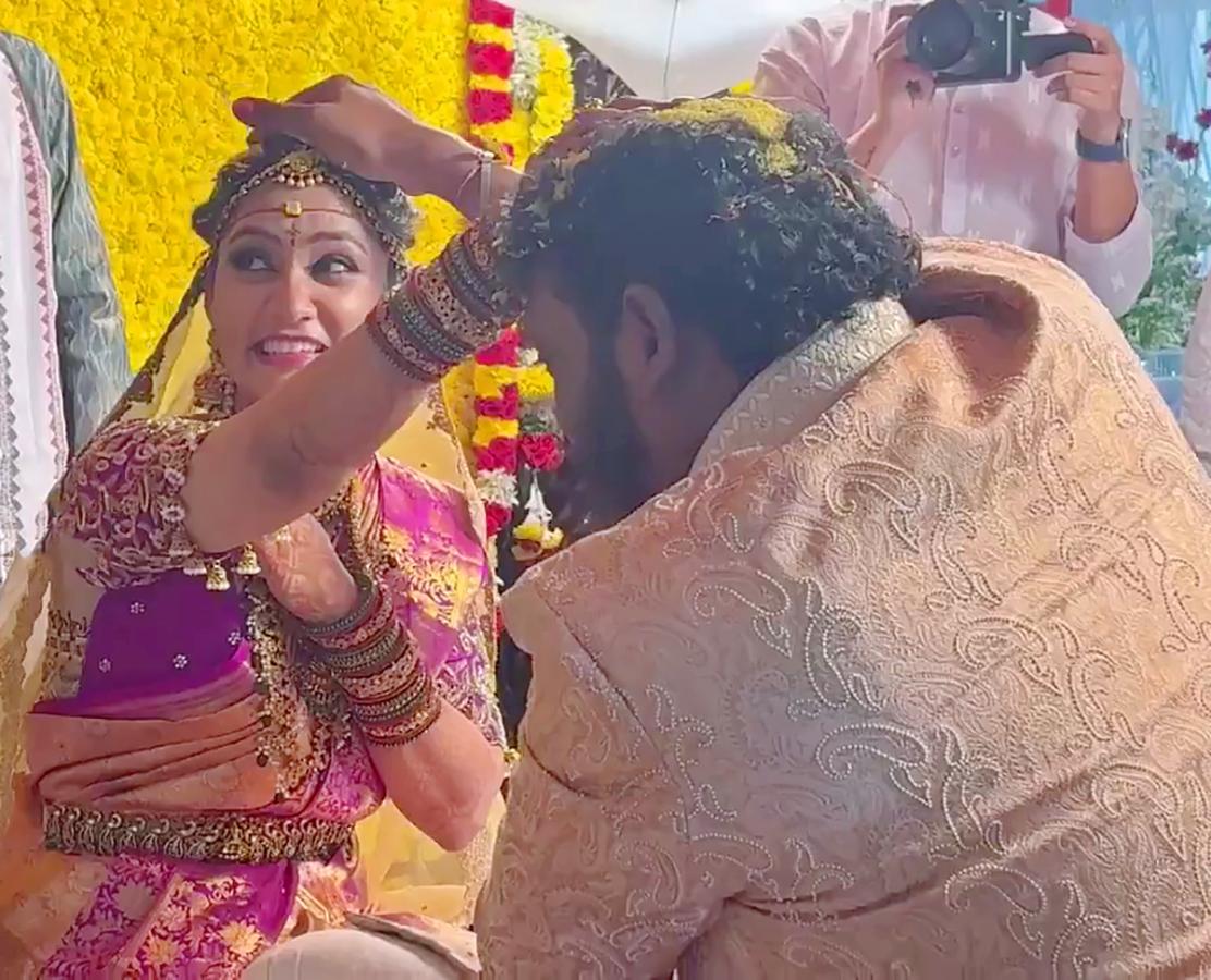 Director Sandeep Raj and actress Chadini get wedding photos goes viral9