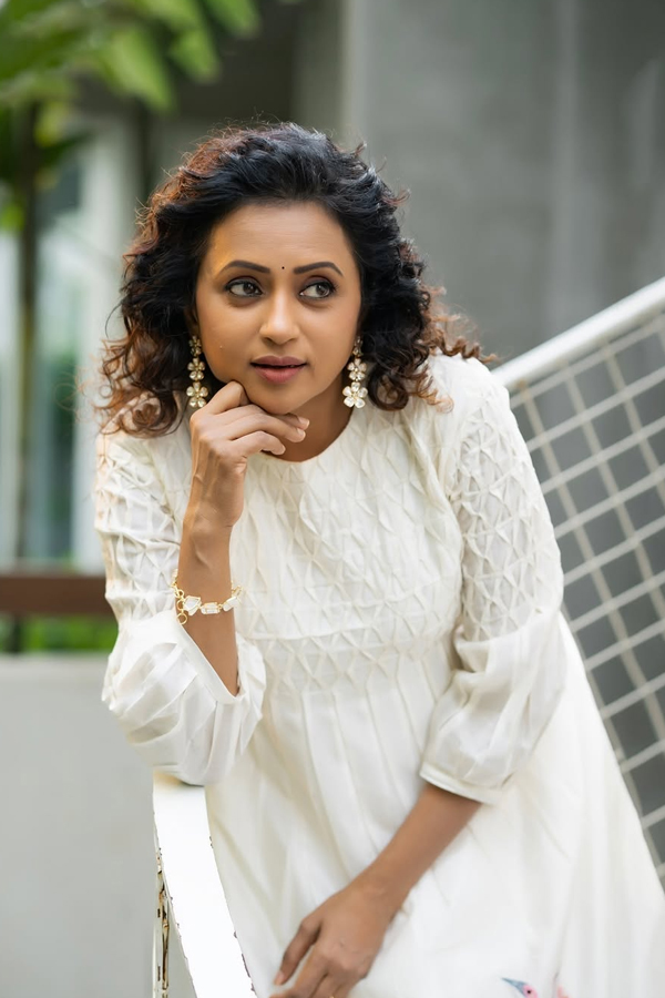 Tollywood Anchor Suma Kanakala Latest Fashionable Photos3