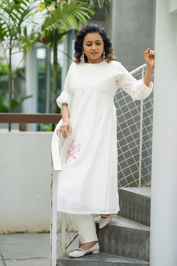 Tollywood Anchor Suma Kanakala Latest Fashionable Photos4