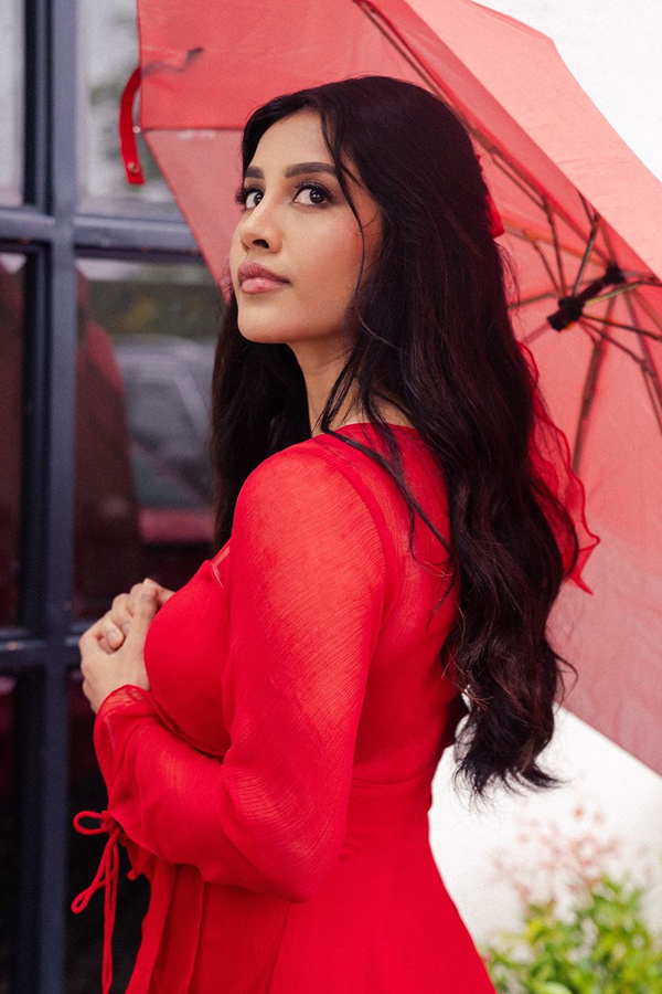 Actress Nabha Natesh Is Blooming Like A Red Rose Photos Viral7