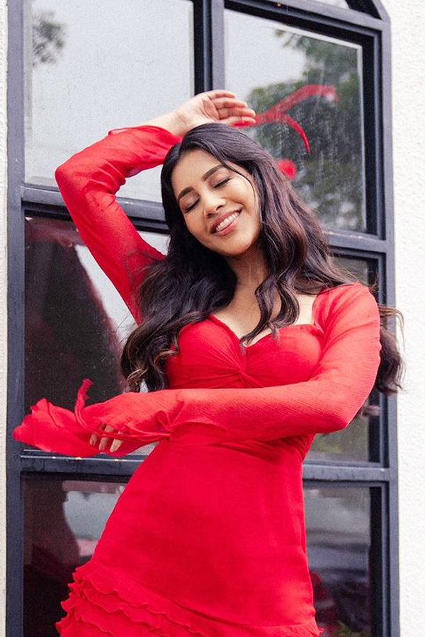 Actress Nabha Natesh Is Blooming Like A Red Rose Photos Viral8