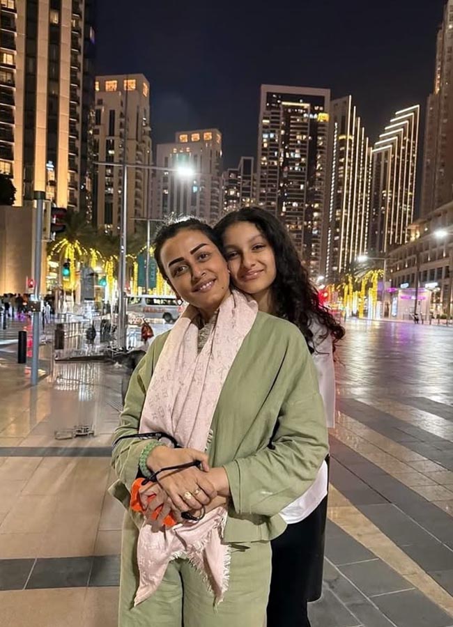 Photos of Sitara and Namrata enjoying a trip in Dubai goes to viral2