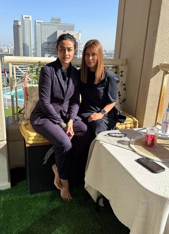 Photos of Sitara and Namrata enjoying a trip in Dubai goes to viral8