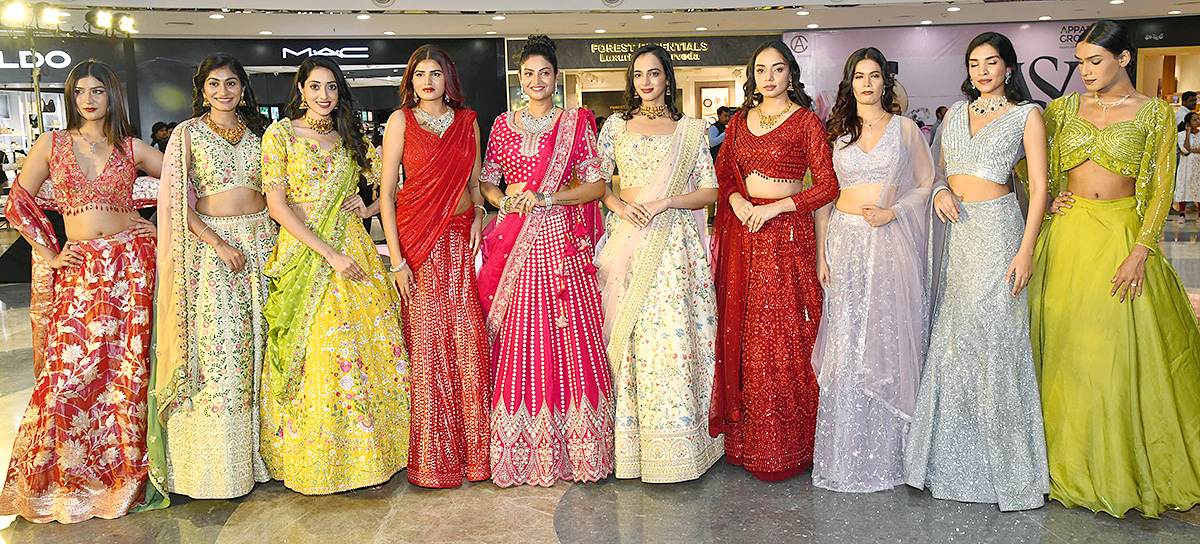 Hyderabad: Models shine at ethnic fashion show photos10