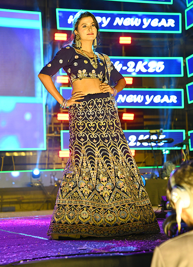 Fashion Show At Jubilee Hills Club Photos Goes Viral3