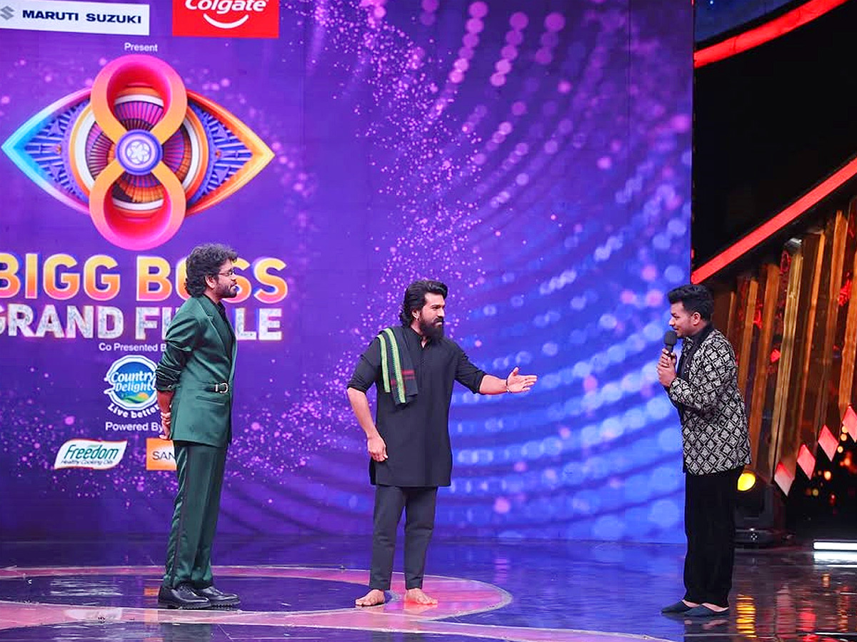 Special Thanks To Nagarjuna And Ramcharan From Mukku Avinash In Bigg Boss Grand Finale Photos6