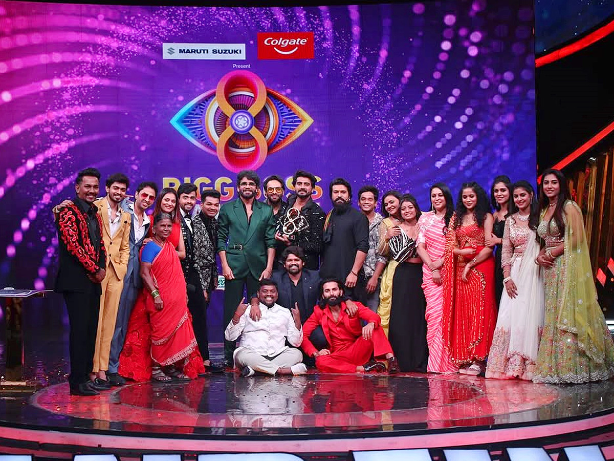 Special Thanks To Nagarjuna And Ramcharan From Mukku Avinash In Bigg Boss Grand Finale Photos9