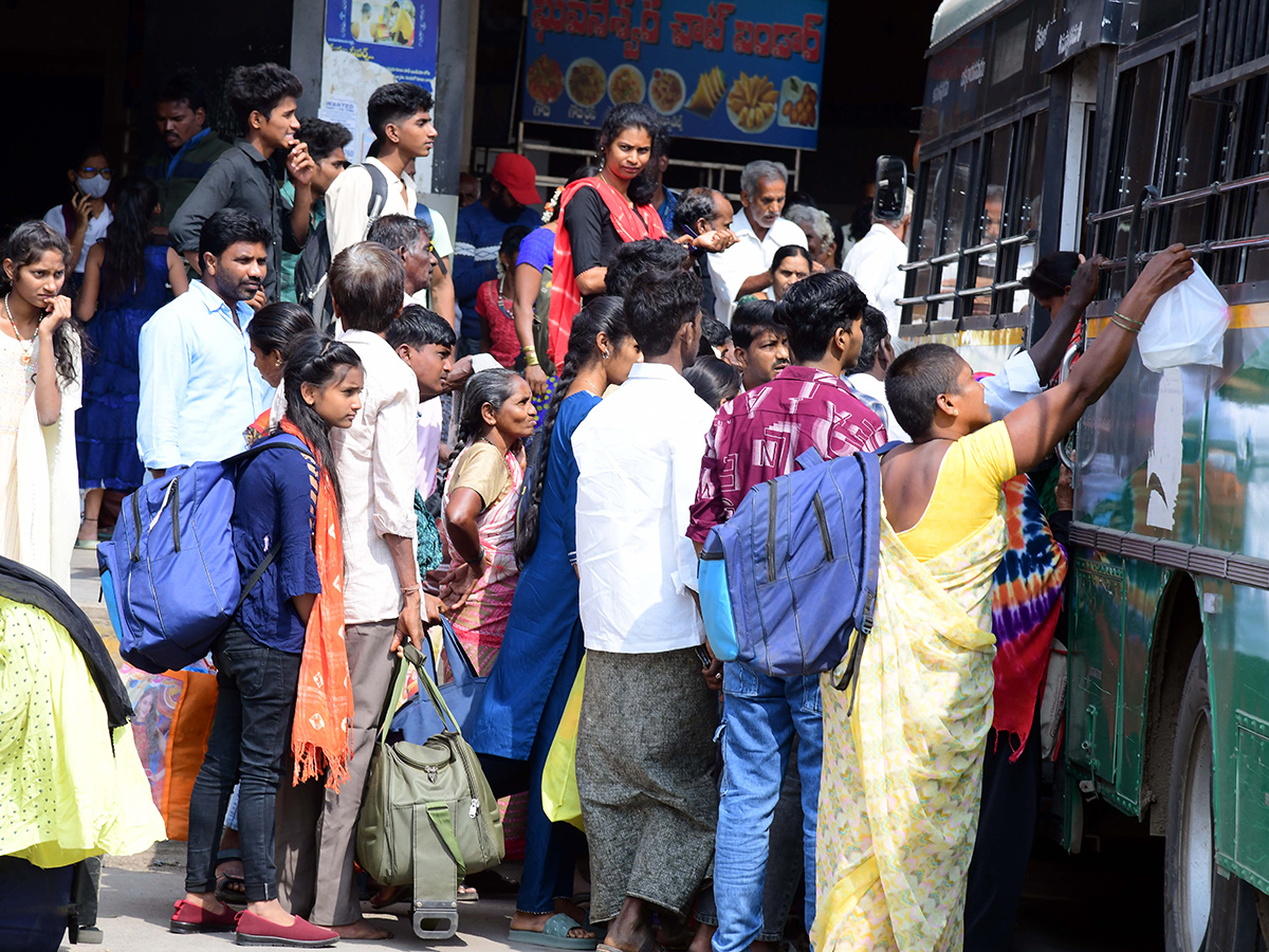 Heavy rush bus station in sankranti festival 20251