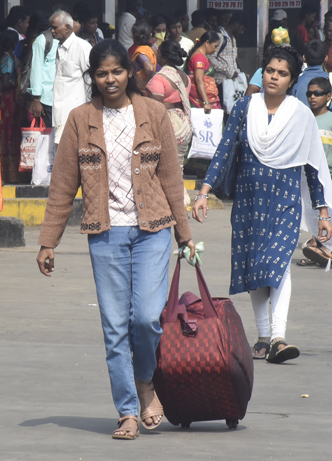 Heavy rush bus station in sankranti festival 202520