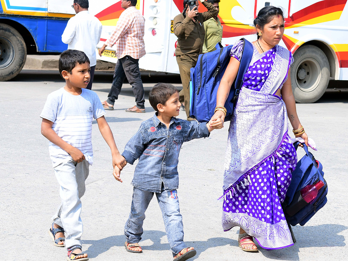 Heavy rush bus station in sankranti festival 20253