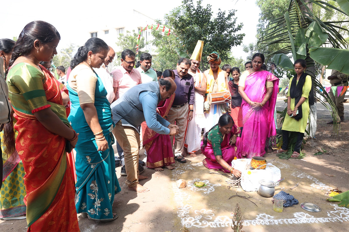 Sankranti Celebrations 2025 in Yogi Vemana University Kadapa district9