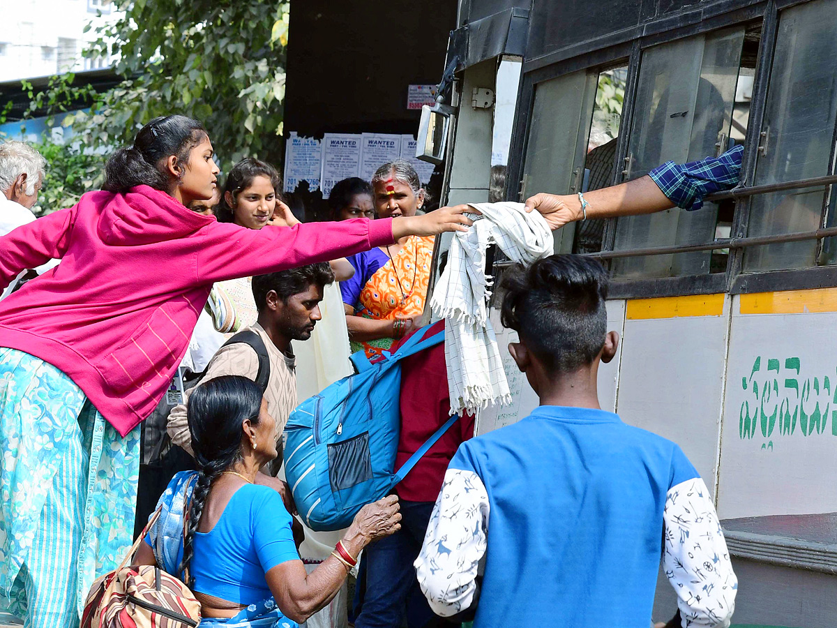 Best Photos of The Week in AP and Telangana Photo Gallery8