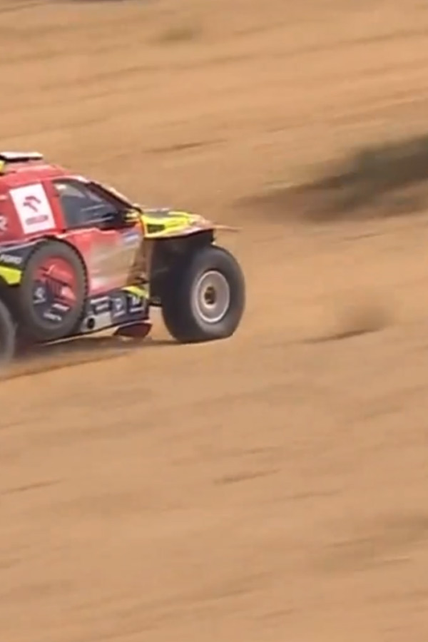 Dakar Rally 2025 - Cars Racers in the desert Photos7