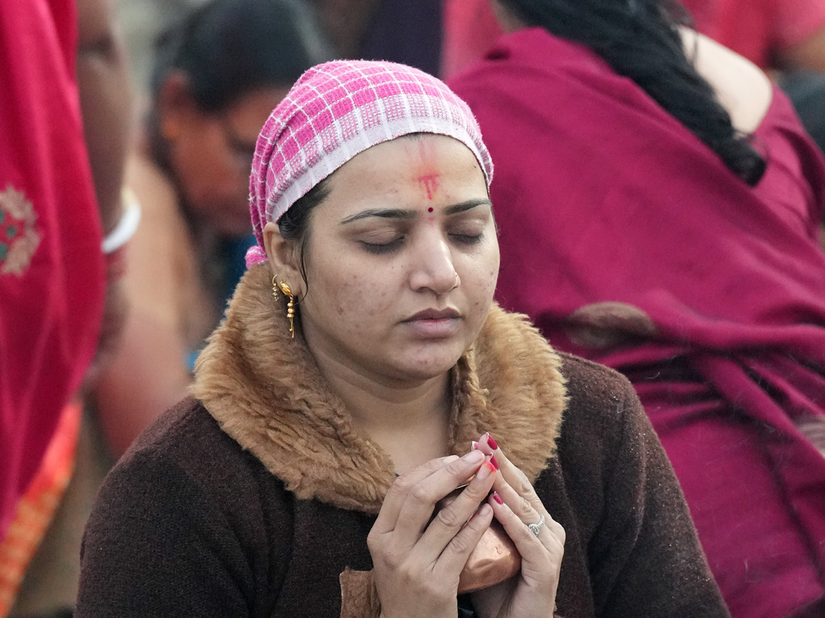 Maha Kumbh 2025 Begins in Prayagraj with Grand First Snan Photos7