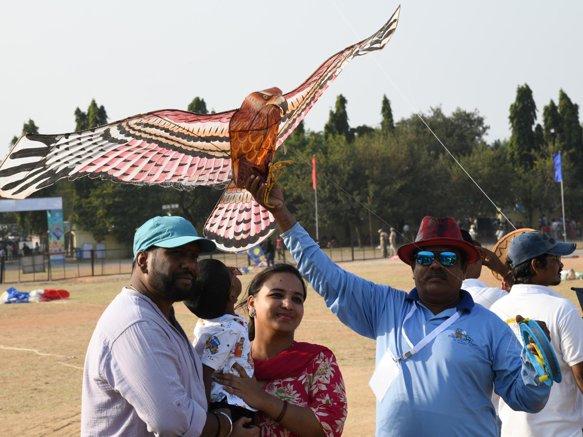 Smita Sabharwal IAS Participated International Kites Festival Parade Grounds In Hyderabad Photos19