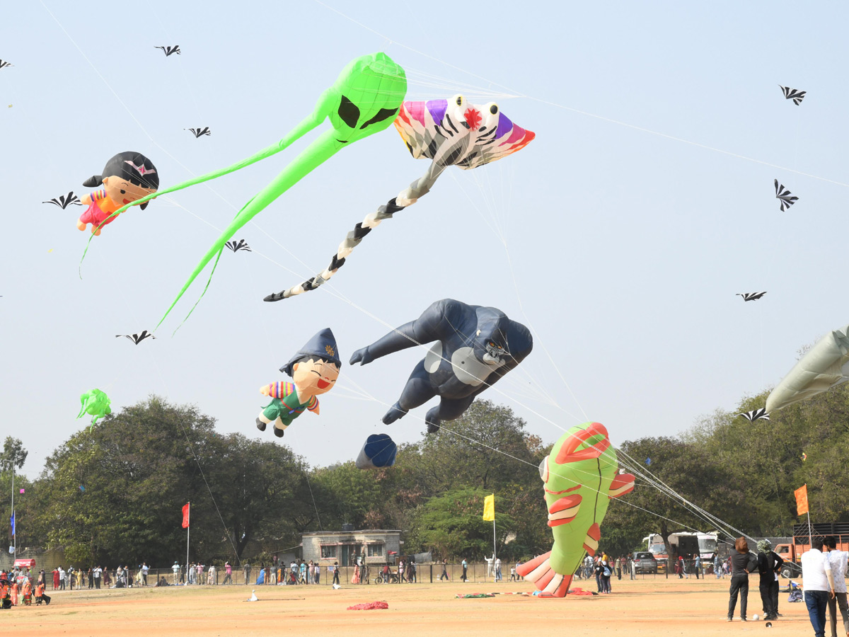 Smita Sabharwal IAS Participated International Kites Festival Parade Grounds In Hyderabad Photos29