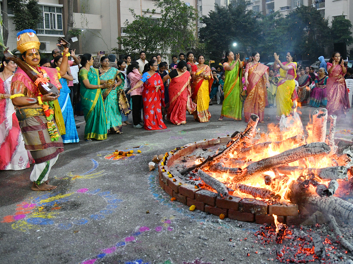 ShilapaRamam,Kukatpally Malaysian Township BHogi Celebrations Photos20