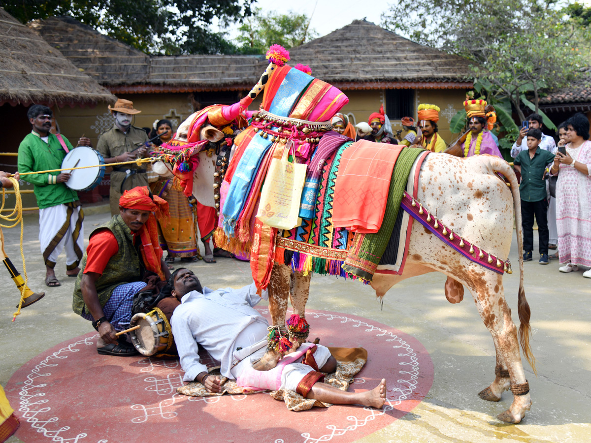 ShilapaRamam,Kukatpally Malaysian Township BHogi Celebrations Photos8