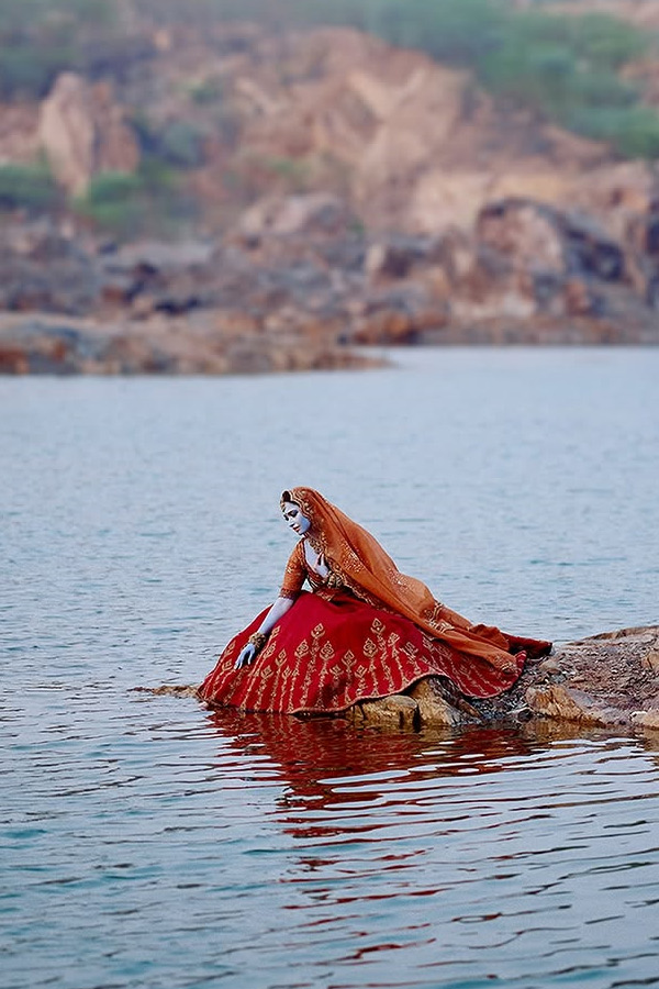 Tamannaah Bhatia Looked Beautiful Beyond Imagination In Regal Red Photos6