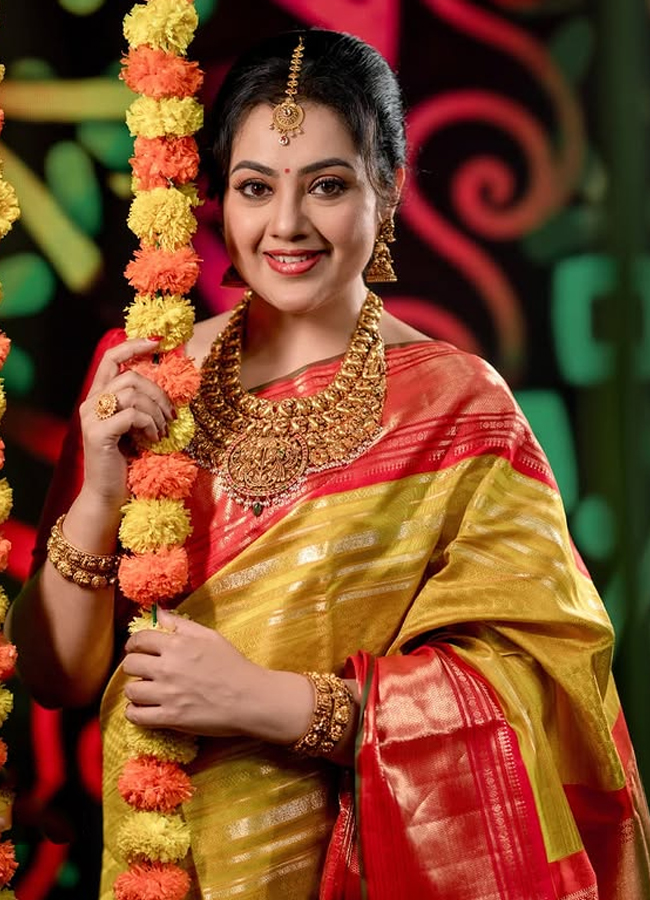 Actress Meena Pongal celebrations goes viral10