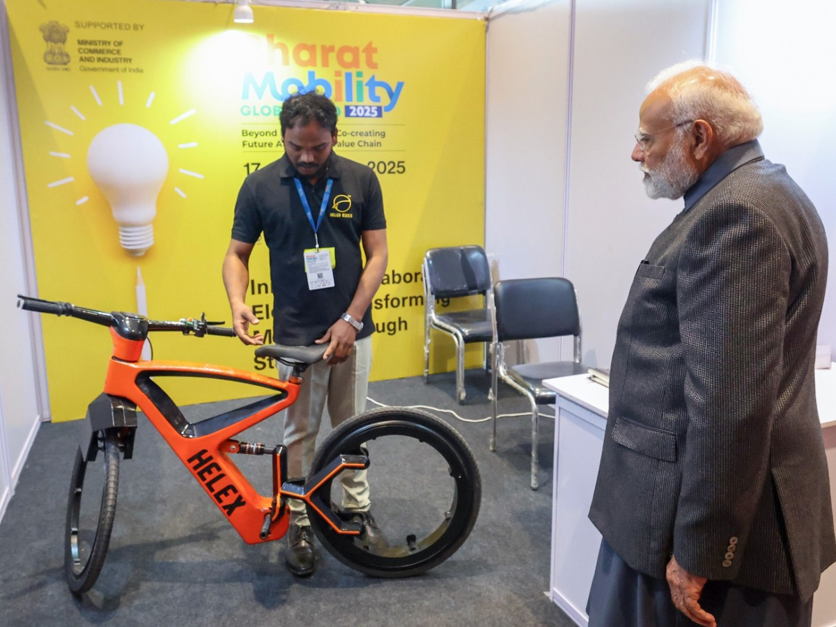 Latest Cars in Bharat Mobility Global Expo 2025 First Day Photos18