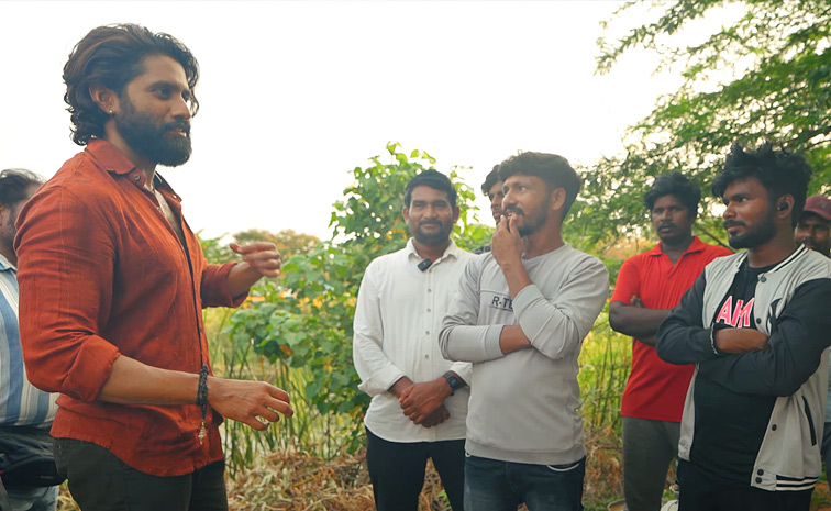 Naga Chaitanya Cooks Fish Curry For Fisherman On The Sets Of Thandel: Photos8