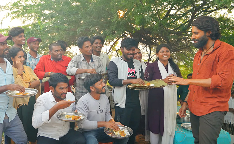 Naga Chaitanya Cooks Fish Curry For Fisherman On The Sets Of Thandel: Photos15