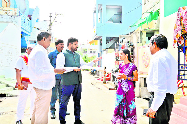 అర్హులకు సంక్షేమ పథకాలు అందాలి1