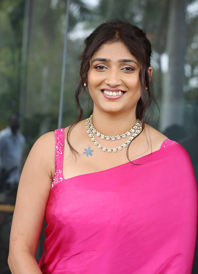 Actress Priya Vadlamani Photos HD6