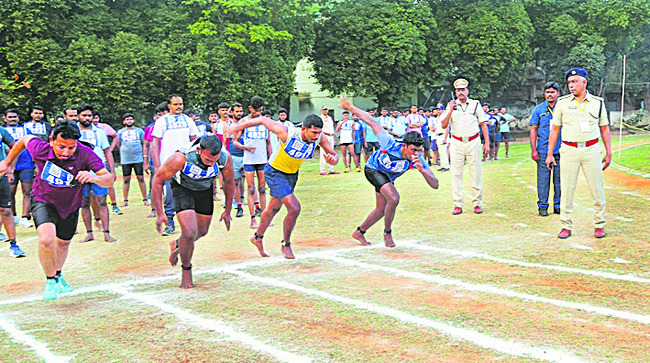 దేహదారుఢ్య పరీక్షల్లో 312 మంది అర్హత 1