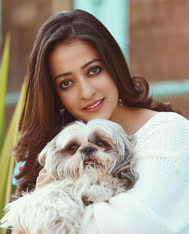 Actress Raima Sen Unseen and Rare Photos2