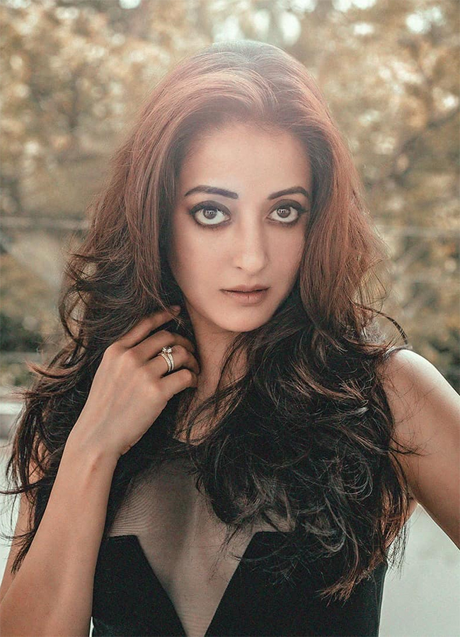 Actress Raima Sen Unseen and Rare Photos22